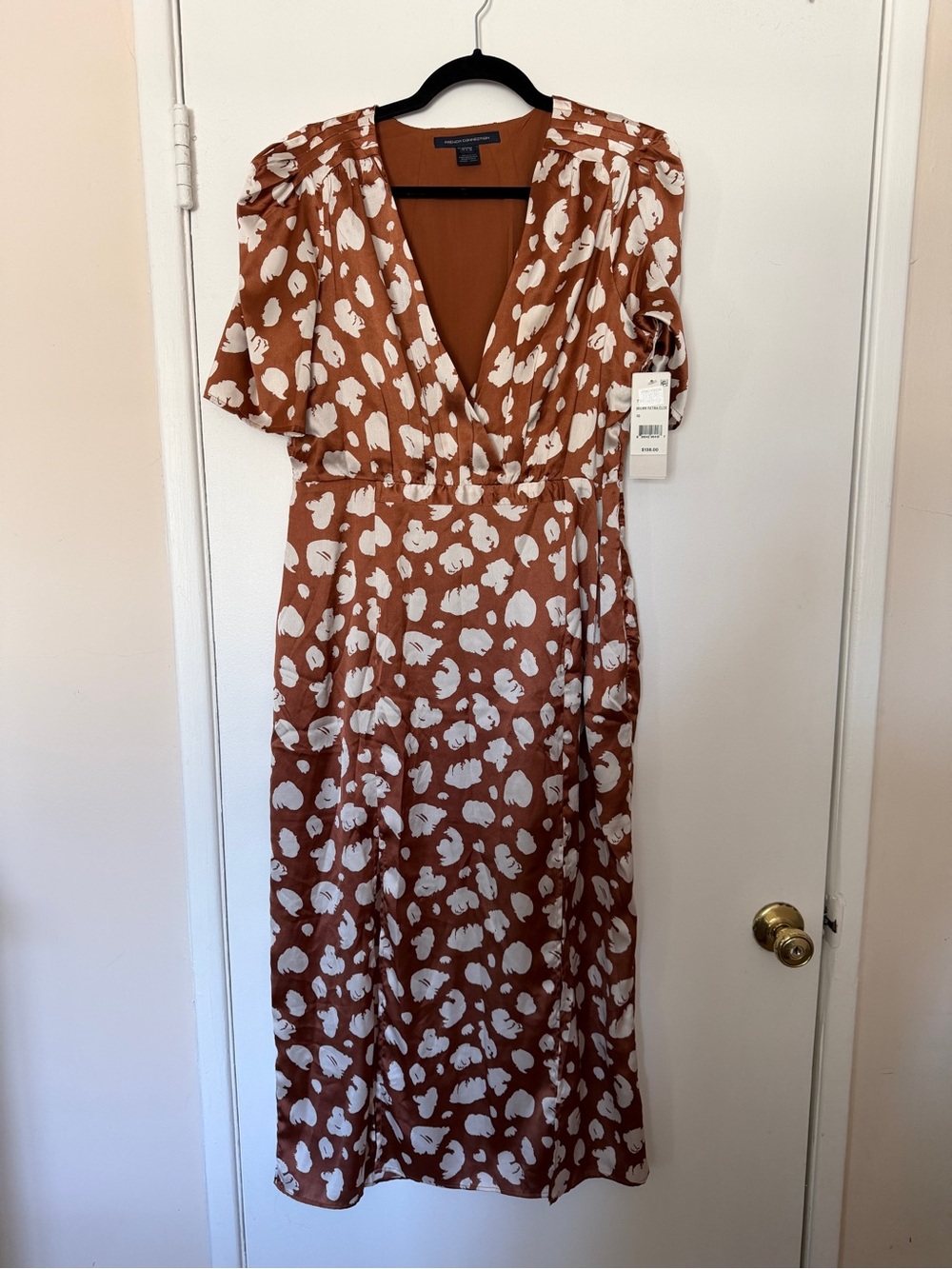French Connecriob Rust and Cream Floral V-Neck Midi Dress - Picture 2 of 5